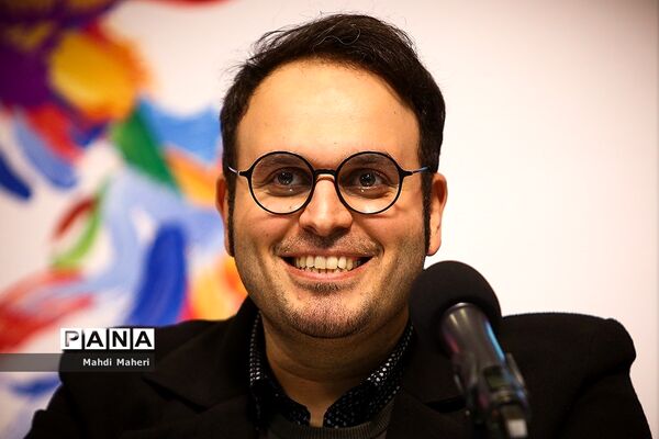 نشست‌های پرسش و پاسخ فیلم‌های دهمین روز سی و هفتمین جشنواره فیلم فجر