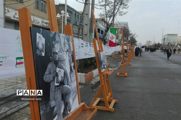 حضور تشکل‌های دانش‌آموزی در راهپیمایی 22 بهمن