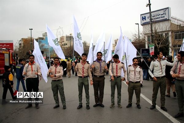 راهپیمایی یوم الله 22 بهمن در مشهد