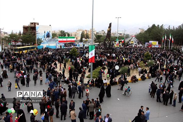 مراسم راهپیمایی 22 بهمن در شهرستان بیرجند