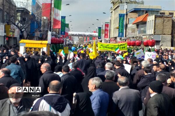 راهپیمایی باشکوه 22 بهمن در زنجان