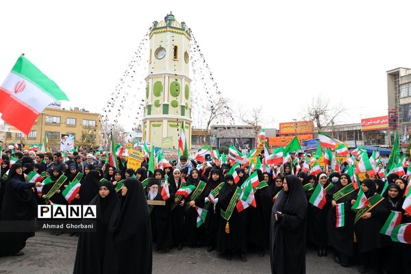 راهپیمایی ۲۲ بهمن در شهر ساری