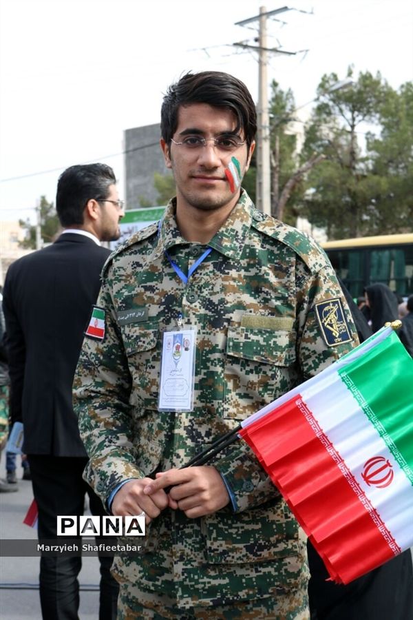 حضور پرشکوه مردم بیرجند در راهپیمایی22بهمن