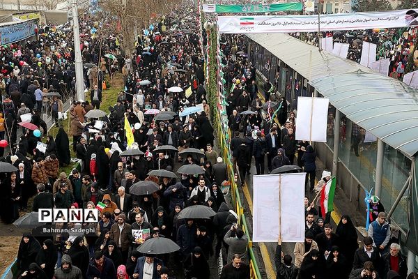 مراسم راهپیمایی 22 بهمن در تهران -1