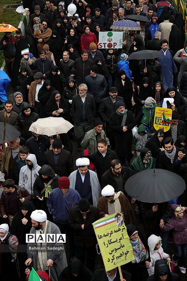 مراسم راهپیمایی 22 بهمن در تهران -1
