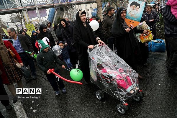 مراسم راهپیمایی 22 بهمن در تهران -1