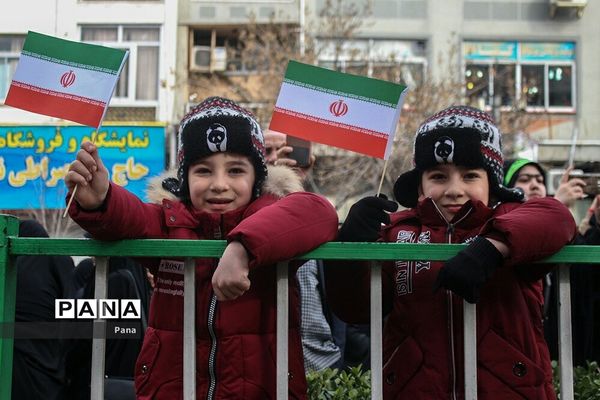 راهپیمایی 22 بهمن ماه در تبریز-2