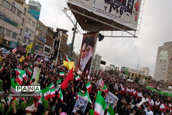 راهپیمایی 22 بهمن در کرمانشاه