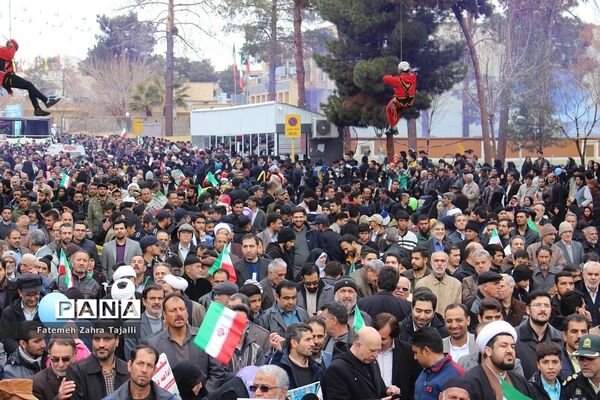 راهپیمایی 22 بهمن در سمنان- 1