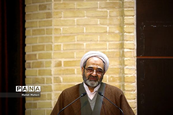 نشست هم اندیشی روسای سازمان پژوهش و  برنامه ریزی  آموزشی بعد از انقلاب
