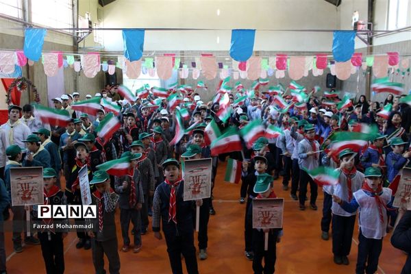 برگزاری مانور تشکیلاتی یاوران انقلاب در چهاردانگه