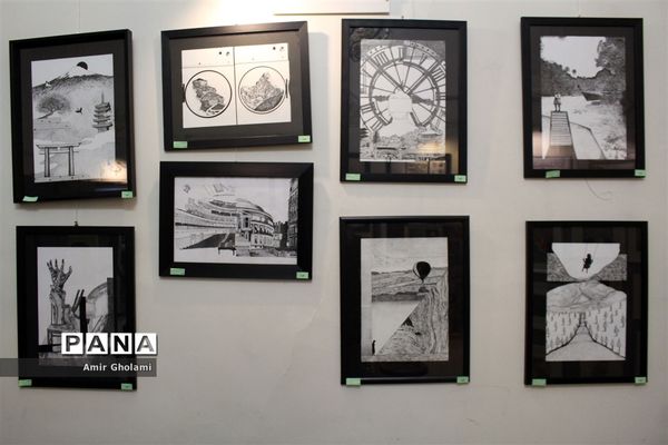 نمایشگاه آفریده‌‌ها و دست ساخته‌های هنر‌آموزان و هنرجویان منطقه‌ یک تهران