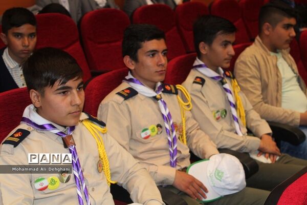 برگزاری آیین اختتامیه مسابقات قرآن، عترت و نماز و فرهنگی هنری درشهرستان بهارستان