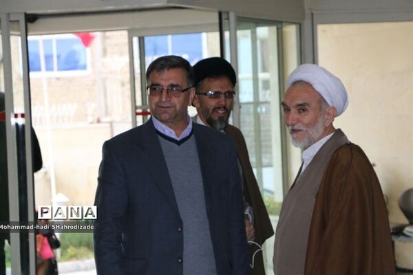 تجلیل از آموزش و پرورش خراسان رضوی به عنوان دستگاه برتر در حوزه توسعه و ترویج فرهنگ نماز در سال 96