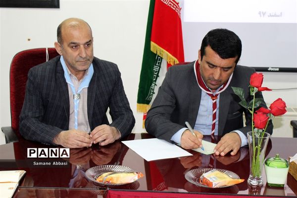 نشست مجمع مربیان و اعضای سازمان دانش‌آموزی مازندران