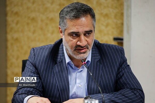 کارگروه مدیران رادیو قرآن با معاون قرآن عترت و نماز معاونت پرورشی