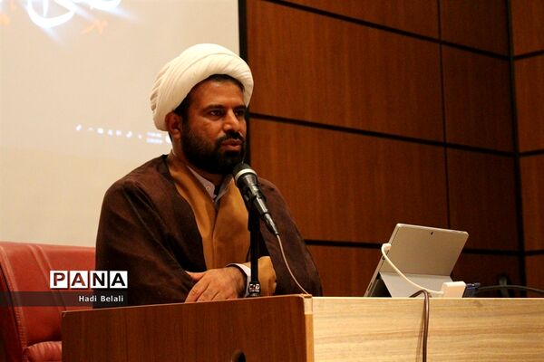 دوره توانمند‌سازی طلاب شاغل در آموزش و پرورش شهرستان‌های استان تهران