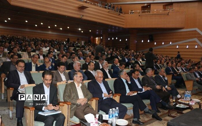 شهردار بندرعباس مطرح کرد: رفتار نوآورانه و علمی، نیاز جدی شهرداری‌های کشور