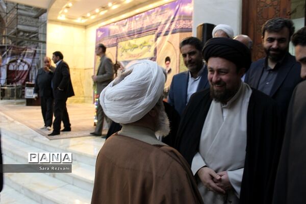 جشن طوبائیان از فرش تا عرش در حرم امام راحل