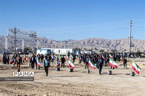 آغاز عملیات انتقال آب خلیج فارس به لامرد