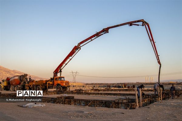 آغاز عملیات انتقال آب خلیج فارس به لامرد