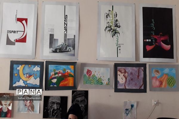 برگزاری نمایشگاه هنرهای تجسمی و گرافیک در هنرستان تهذیب همدان