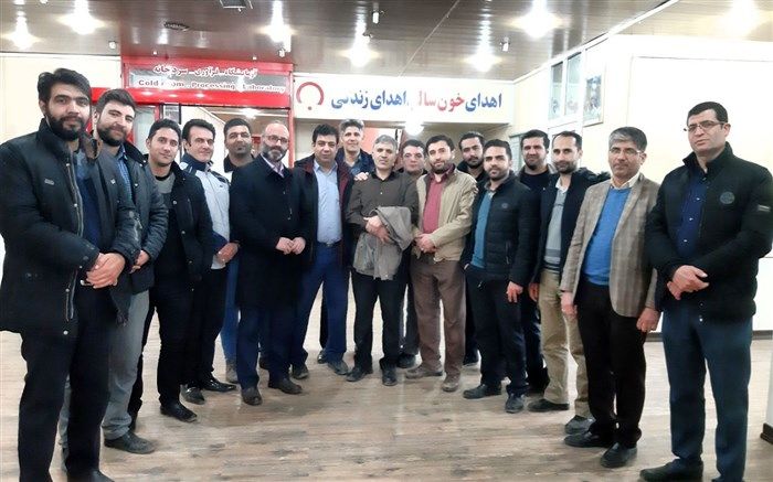 ‍ ‍  اهدای خون جمعی کارکنان مدیریت پیشگیری و رفع تخلفات شهری شهرداری همدان در مرکز انتقال خون