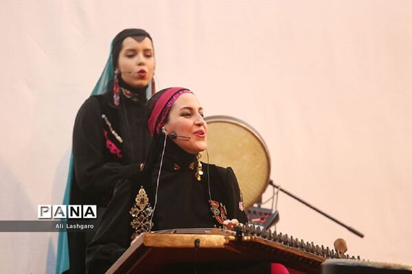 کنسرت گروه رستاک در سمنان