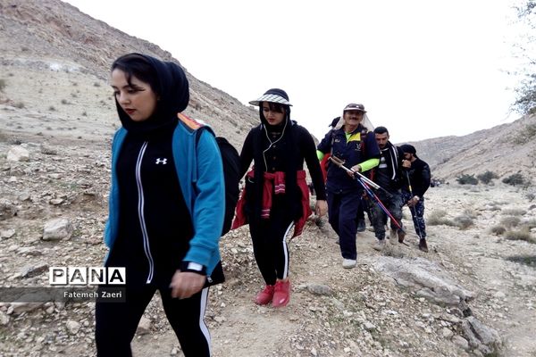 فتح کوه‌های گاه‌بست توسط کوهنوردان چهار شهرستان لامِرد، پارسیان، بستَک و لارستان