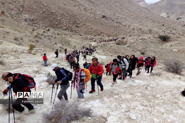 فتح کوه‌های گاه‌بست توسط کوهنوردان چهار شهرستان لامِرد، پارسیان، بستَک و لارستان