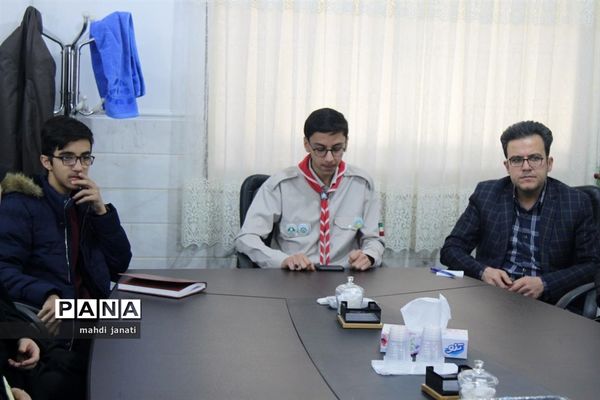 دیدار صمیمی مجامع سازمان دانش‌آموزی استان قم با مدیرکل آموزش و پرورش