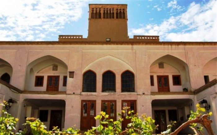 خانه های تاریخی سمنان به بخش خصوصی واگذار شود