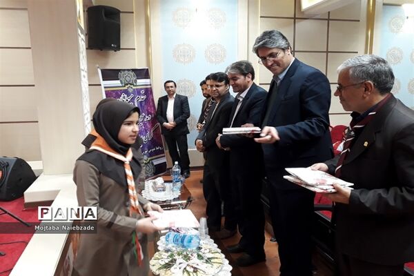 همایش پیشتازان در آموزشگاه تمام تشکیلاتی شهید عین آبادی شهرستان فیروزه