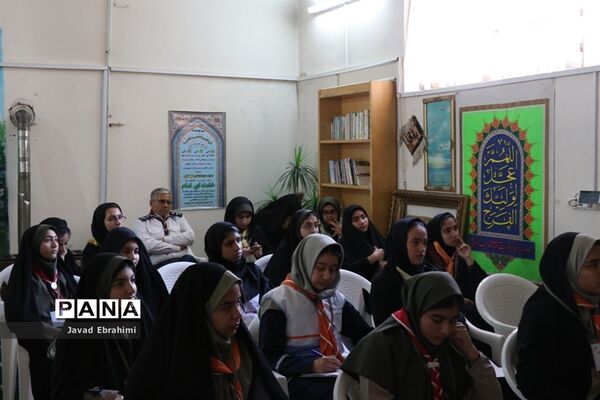 برگزاری انتخابات استانی مجامع اعضا دختر و مربیان خواهرسازمان دانش‌آموزی خراسان رضوی