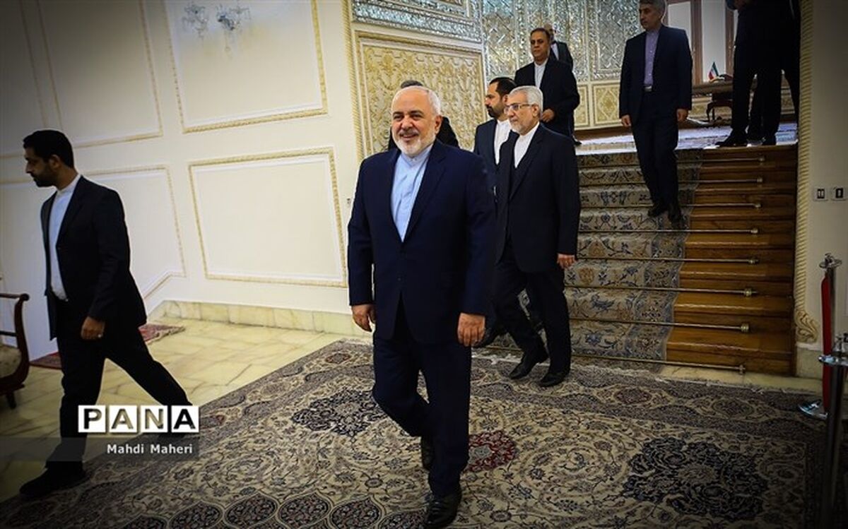 ظریف: نمی‌توانیم پشت سر مقاومت مردم خود را پنهان کنیم