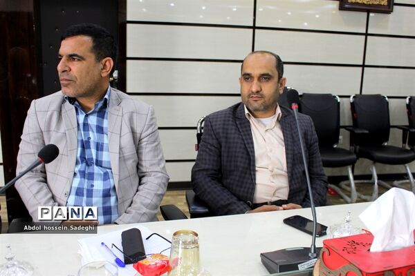 دوره آموزش خلاصه‌نویسی مکاتبات اداری در اداره‌کل آموزش و پرورش استان بوشهر