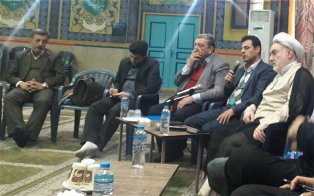 برگزاری جلسه مدارس و مراکز غیر دولتی در آموزش و پرورش ناحیه دو شهر ری
