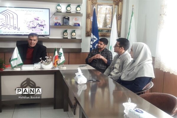 مراسم تجلیل از بانوان شاغل درسازمان دانش آموزی خراسان جنوبی