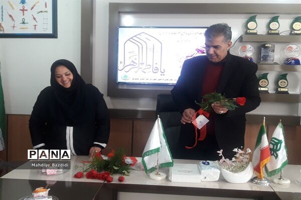 مراسم تجلیل از بانوان شاغل درسازمان دانش آموزی خراسان جنوبی