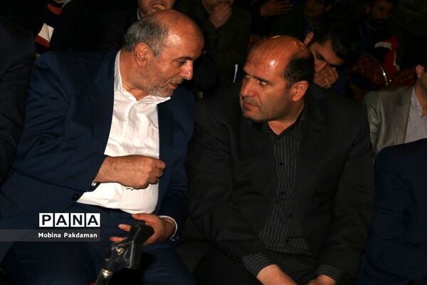 جشنواره عرضه و طبخ آبزیان در ساری