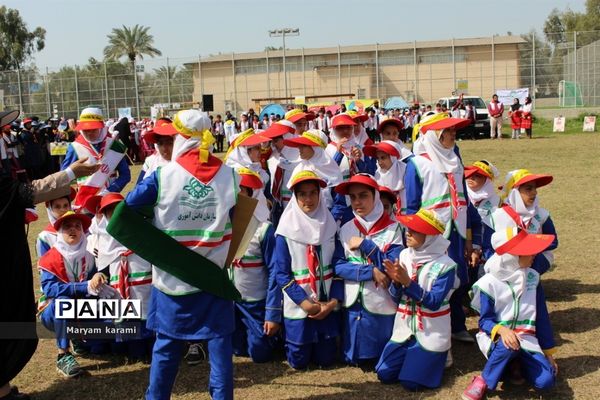 همایش تشکیلاتی یاوران انقلاب در بوشهر-1