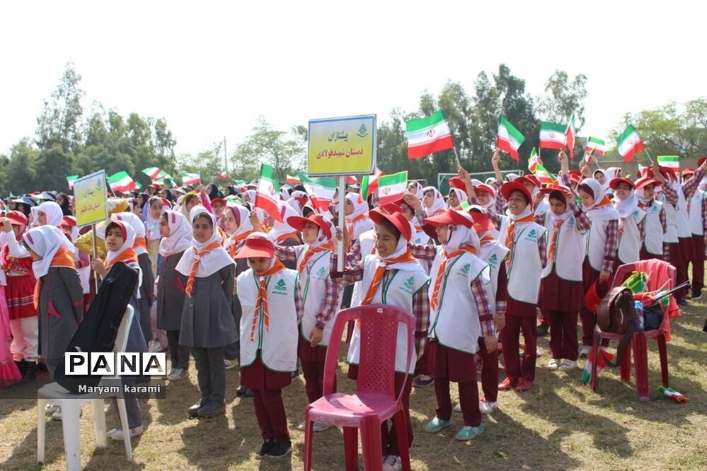 همایش تشکیلاتی یاوران انقلاب در بوشهر-1