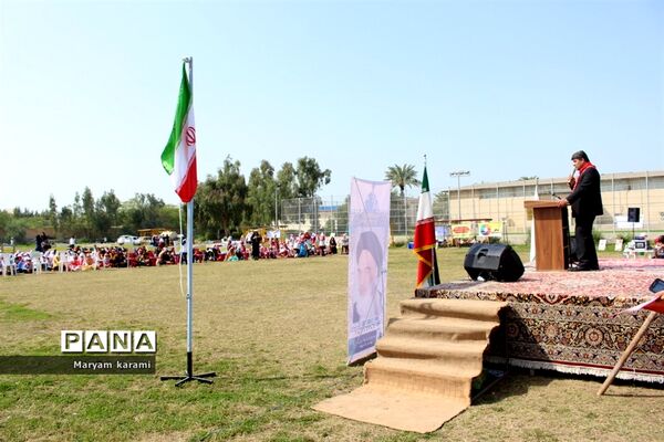 همایش تشکیلاتی یاوران انقلاب در بوشهر-1