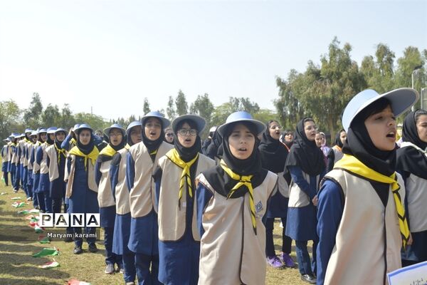 همایش تشکیلاتی یاوران انقلاب در بوشهر-1