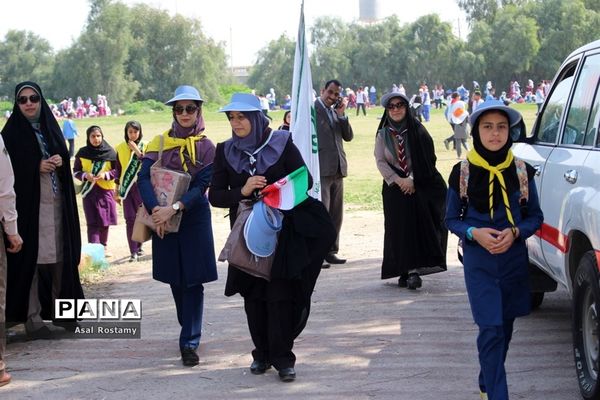 همایش تشکیلاتی یاوران انقلاب  در بوشهر-2