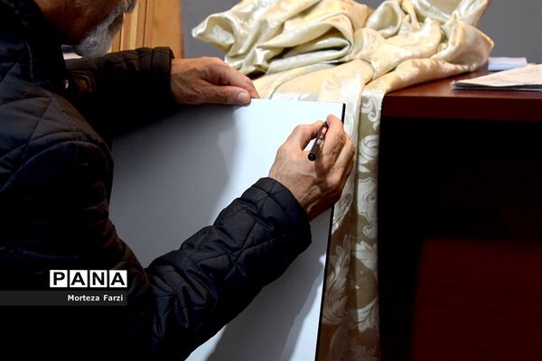 نشست خبری نمایش همسایهء آقا