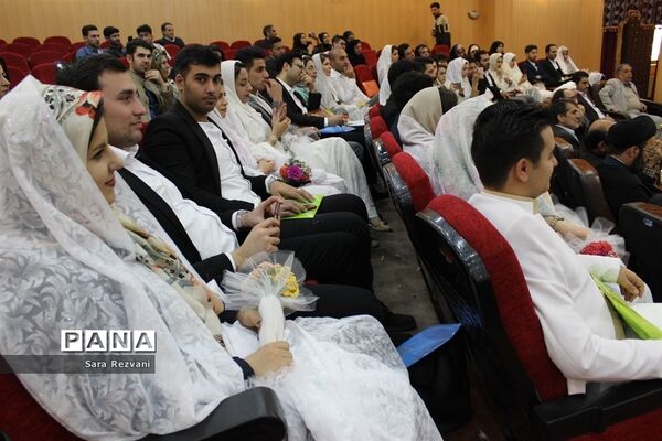 جشن بزرگ ازدواج دانشجویی در دانشگاه آزاد اسلامی واحد اسلامشهر