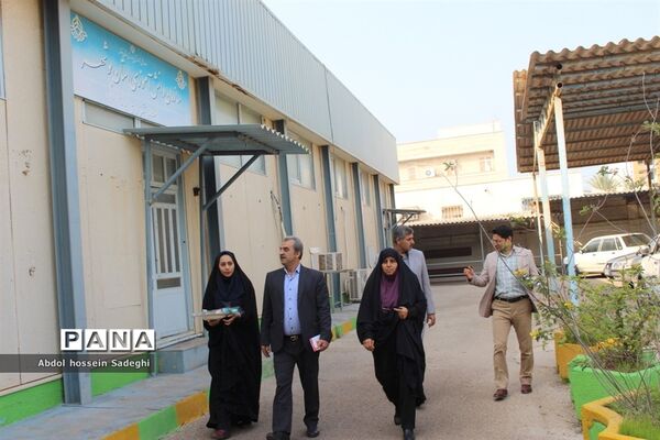 تقدیر از بانوان شاغل در اداره کل آموزش و پرورش استان بوشهر