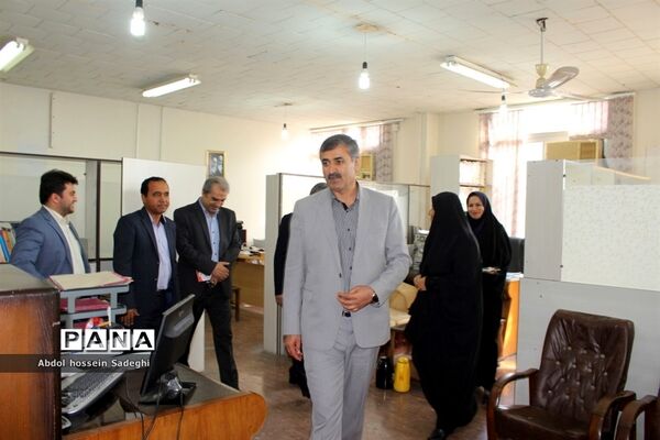 تقدیر از بانوان شاغل در اداره کل آموزش و پرورش استان بوشهر