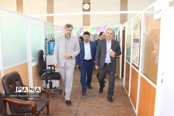 تقدیر از بانوان شاغل در اداره کل آموزش و پرورش استان بوشهر